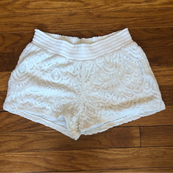 H&M Youth White Lace Shorts - size 10-12Y - Picture 1 of 3